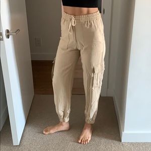 Zara beige cargo pants size XS S comfy stylish